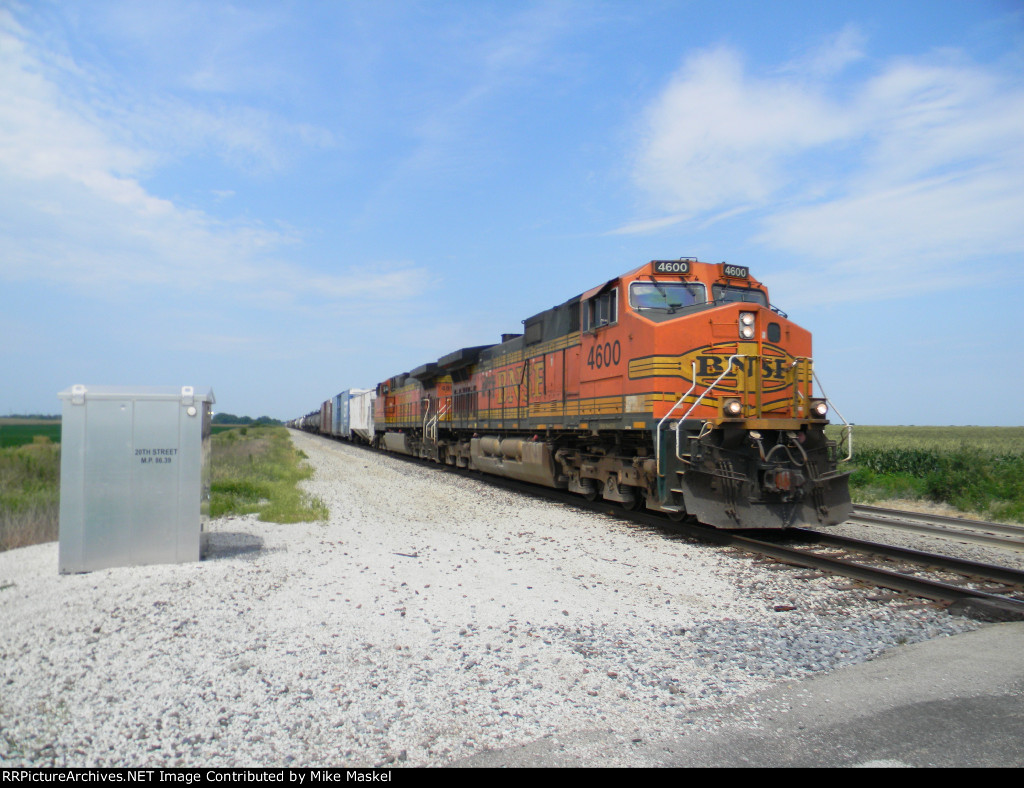 BNSF 4600